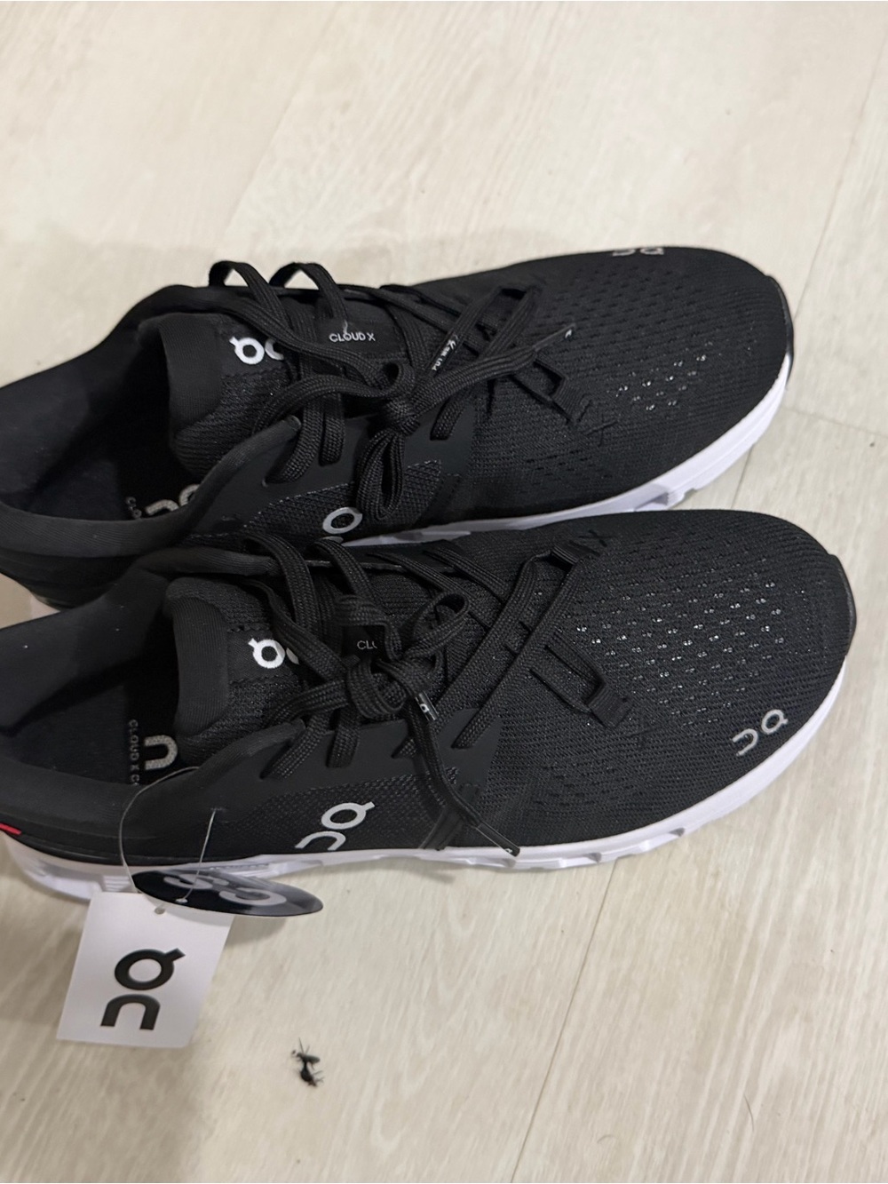 On Running Men's Black Athletic Cloudknit Shoes with White Soles